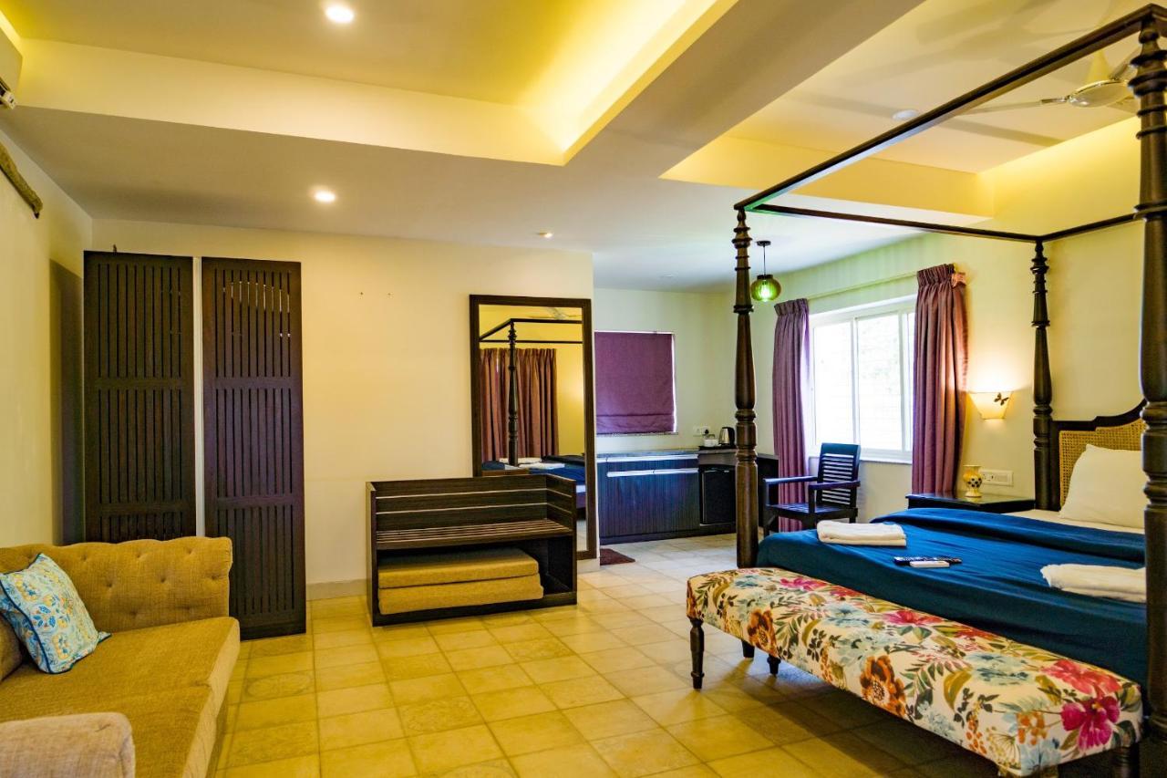 Marine Studios Le Pension Кандолим Экстерьер фото